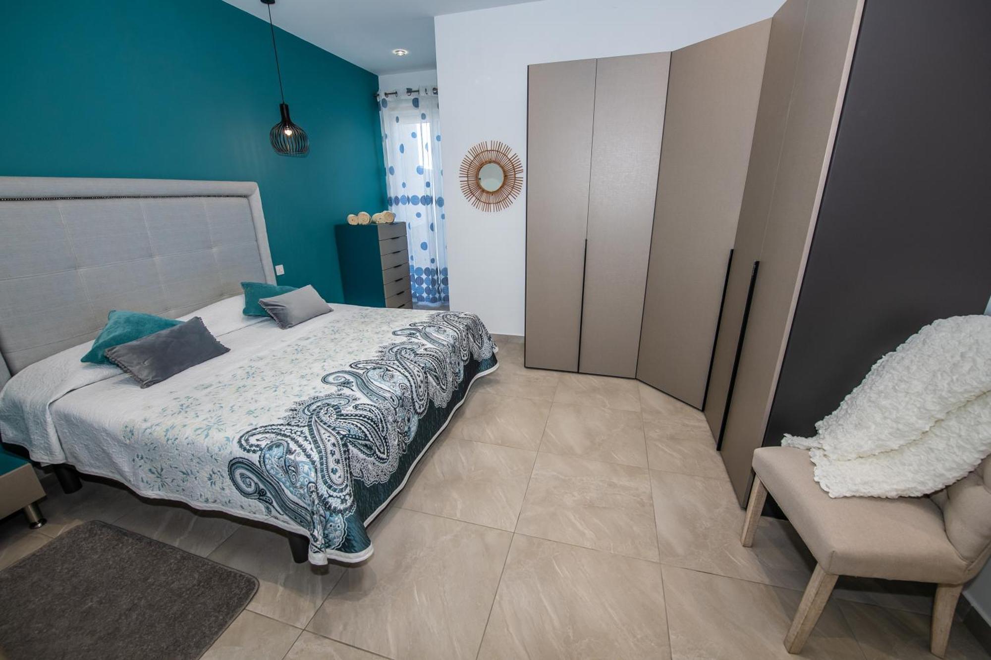 Clifftop Modern Apartment Mellieha Exterior photo