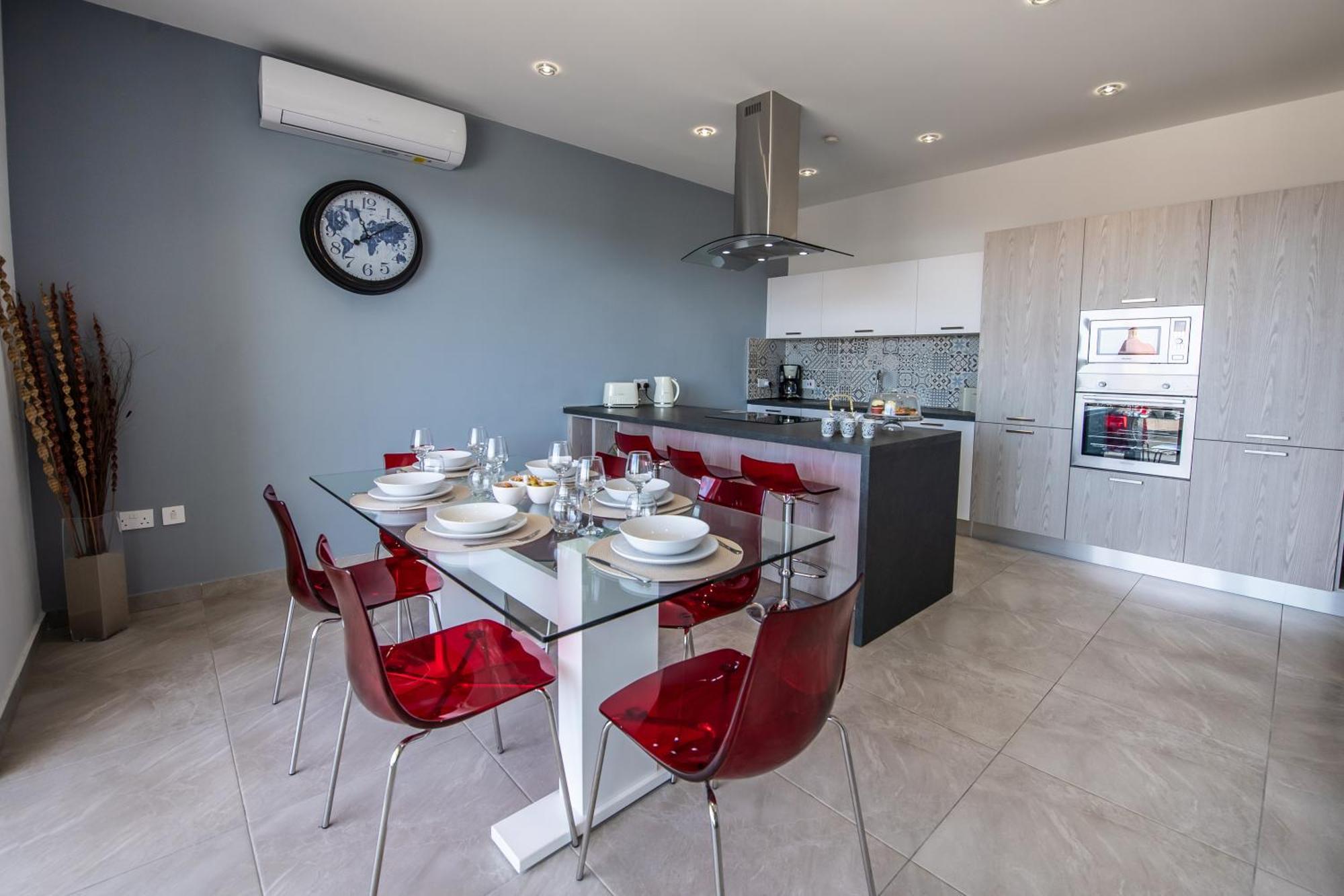 Clifftop Modern Apartment Mellieha Exterior photo